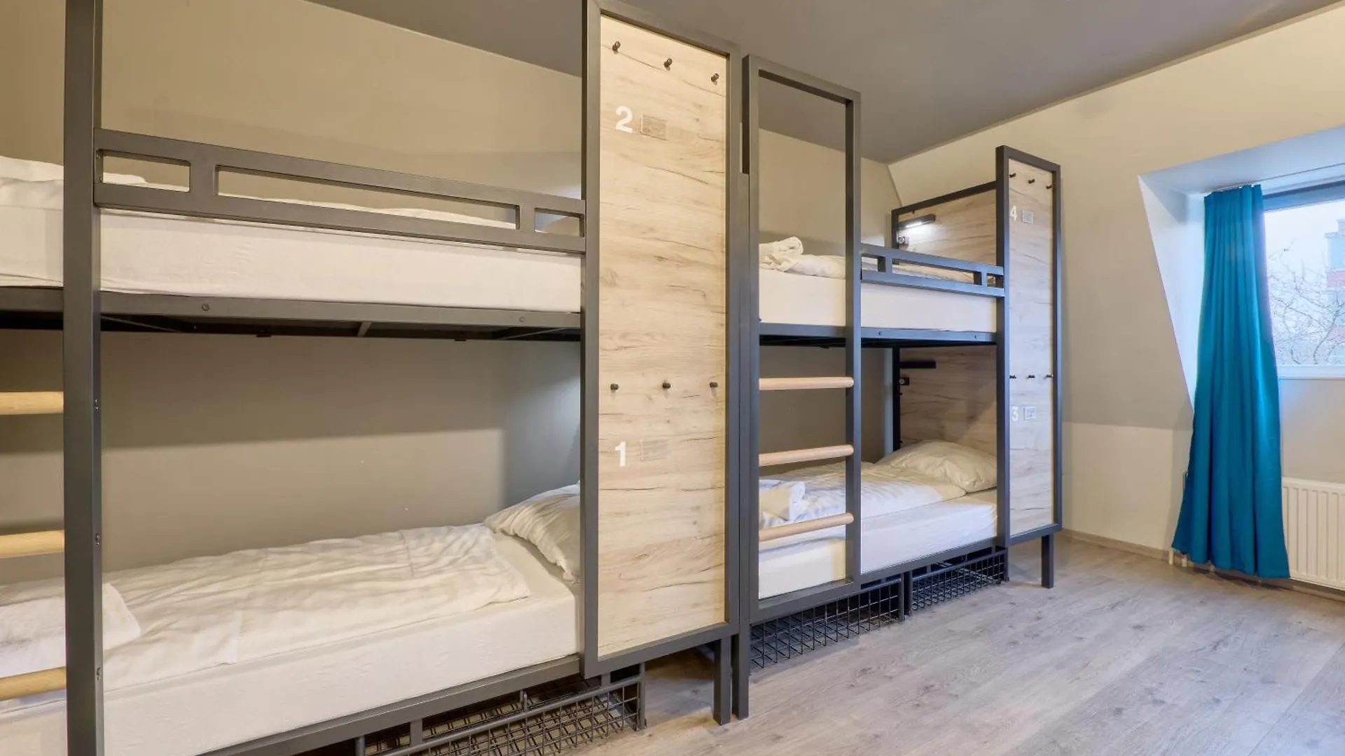 A&O Rotterdam City Отель