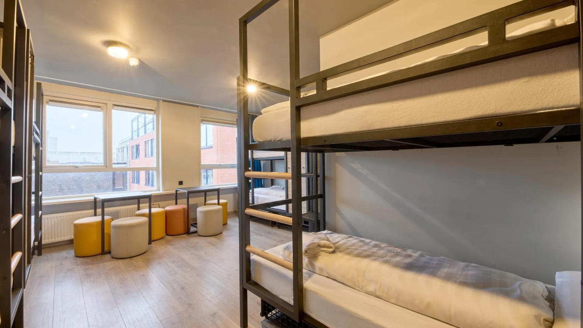 *** Hotel a&o Rotterdam City Nederland
